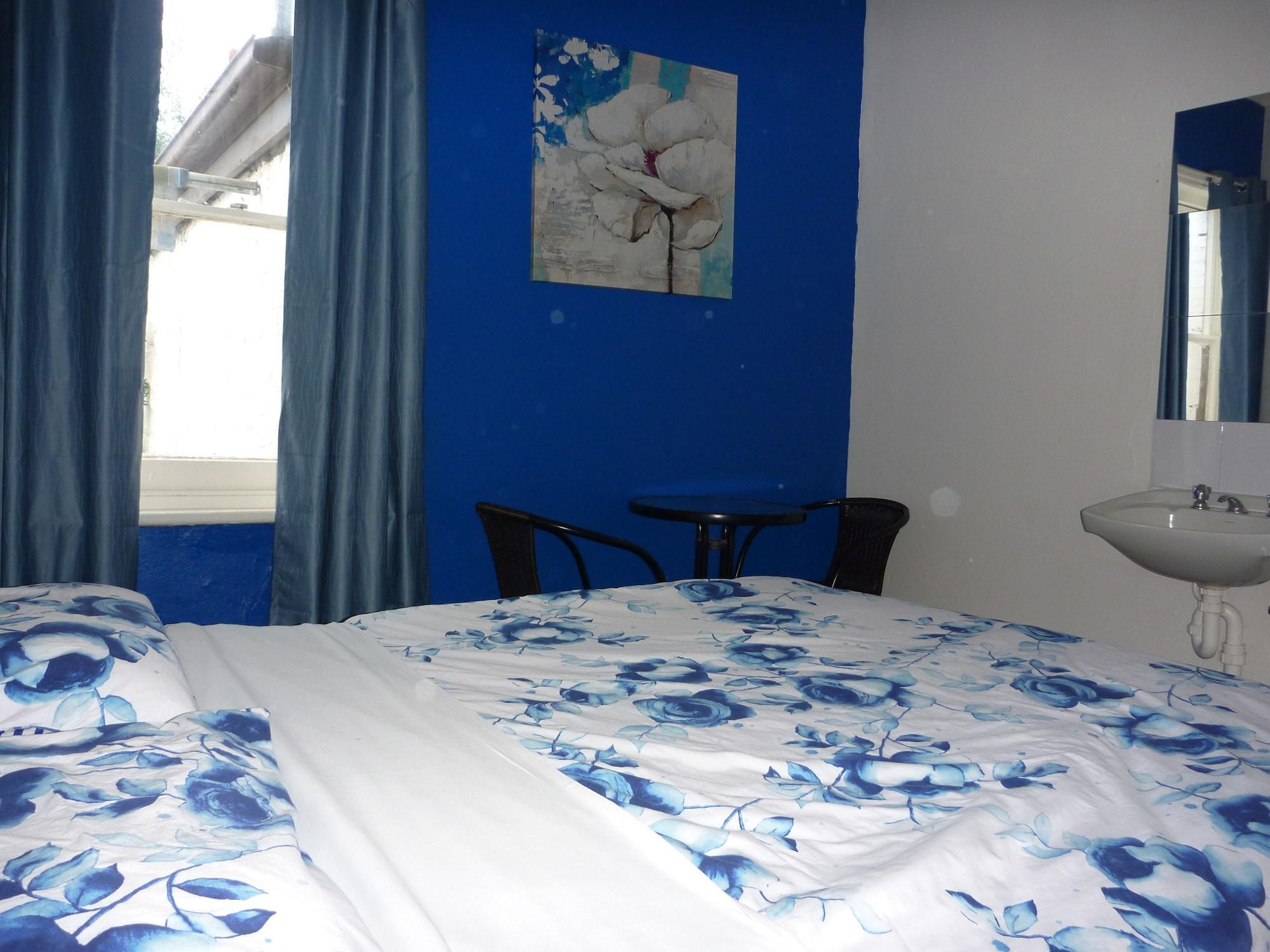 Adelaide Travellers Inn Backpackers Hostel Екстер'єр фото