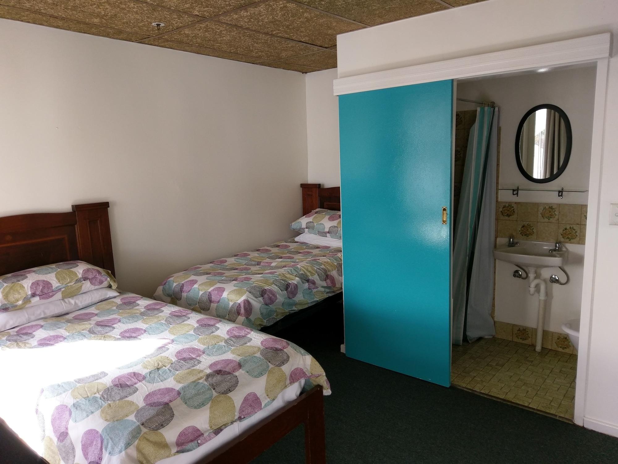 Adelaide Travellers Inn Backpackers Hostel Екстер'єр фото