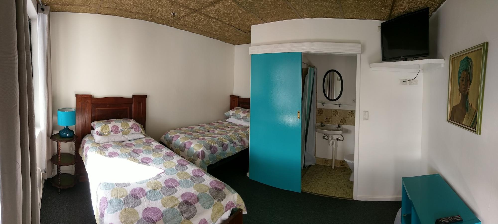 Adelaide Travellers Inn Backpackers Hostel Екстер'єр фото